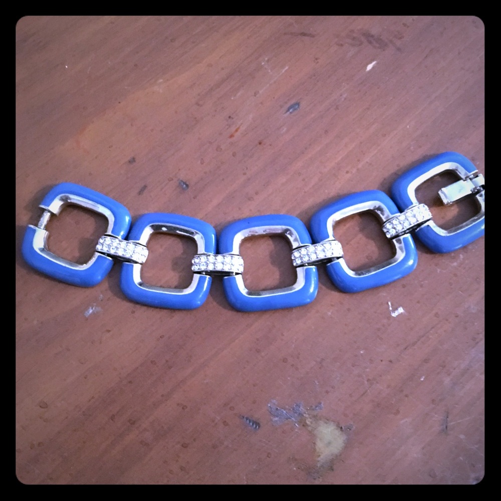 Cache Bracelet
